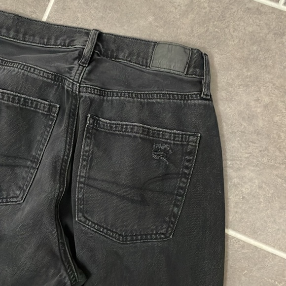 American Eagle Highest Rise 90s Boyfriend Jeans size 4 - Picture 8 of 9